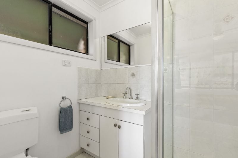 3 Windeatt Close, Mill Park