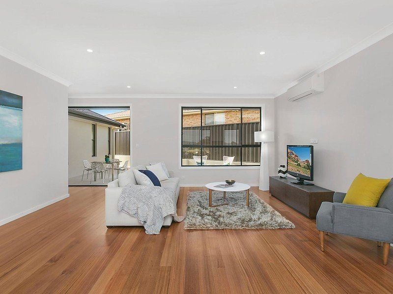 17 Brooks Terrace, Kanahooka - Thumbnail 3