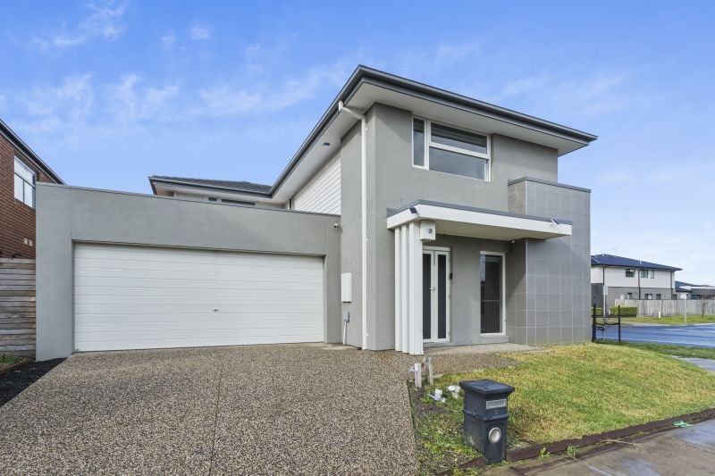 2 Wardan Avenue, Greenvale