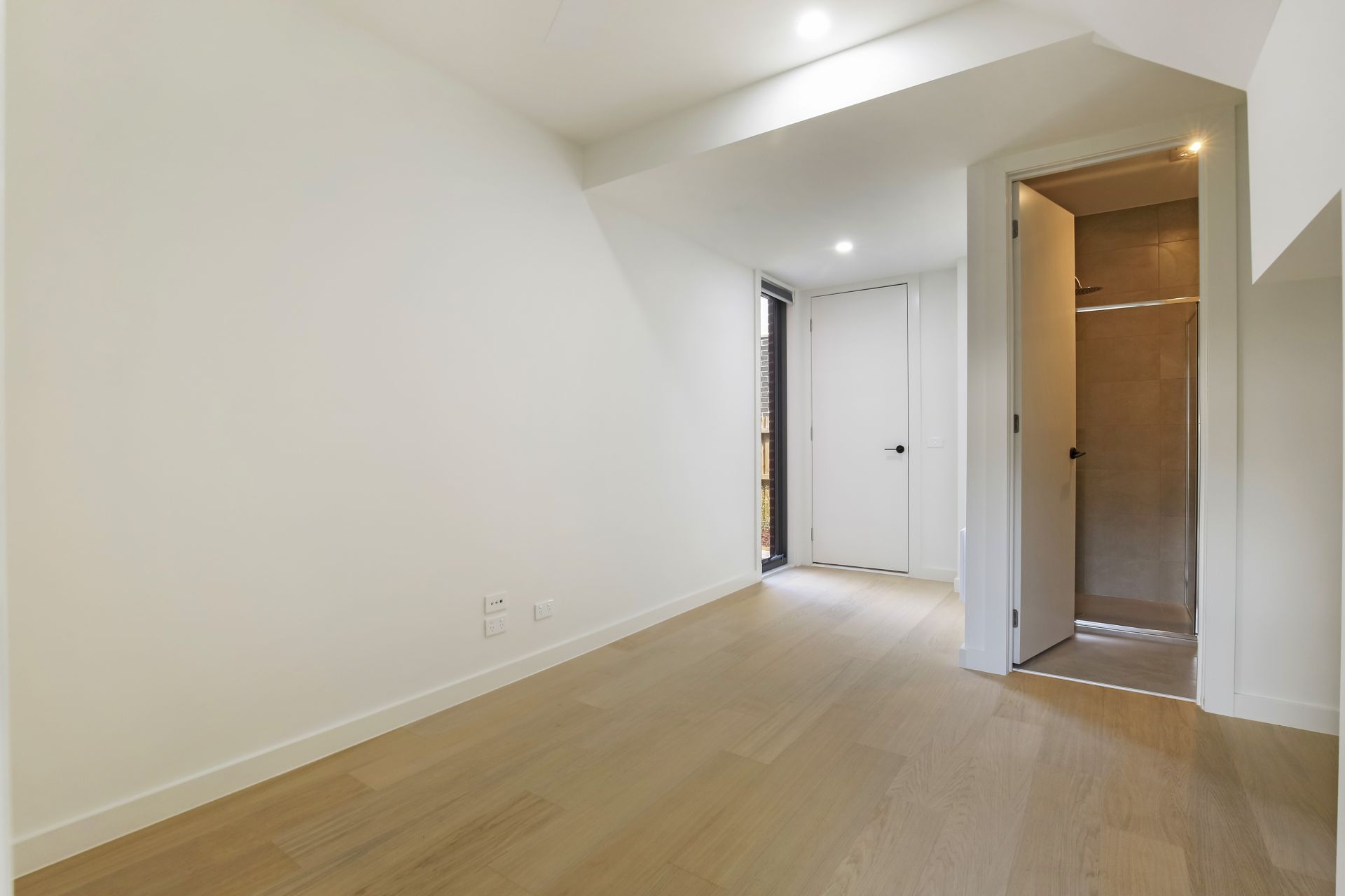Architecturally Designed Tri-Level Townhouse