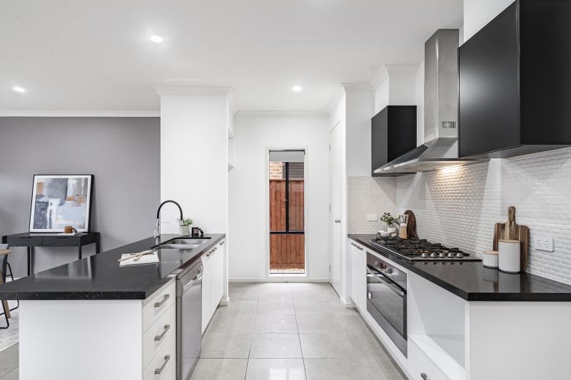 17 Loukas Drive, Wollert