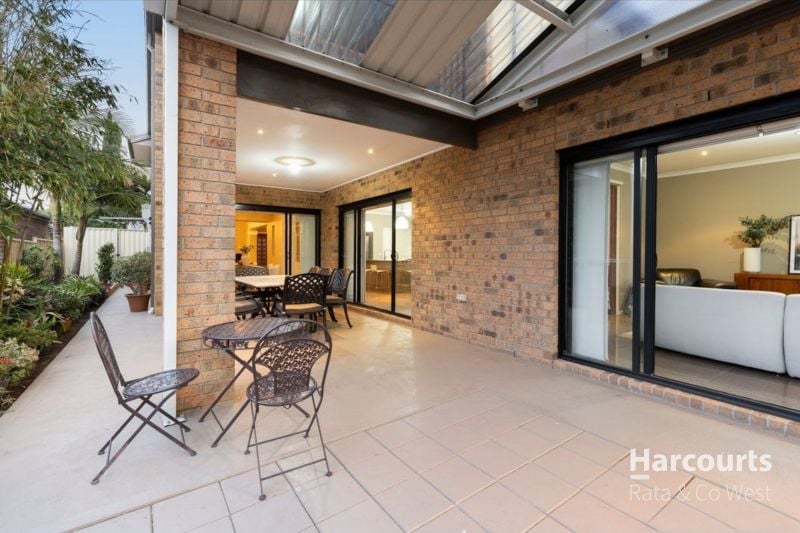 15 Clementson Drive, Caroline Springs