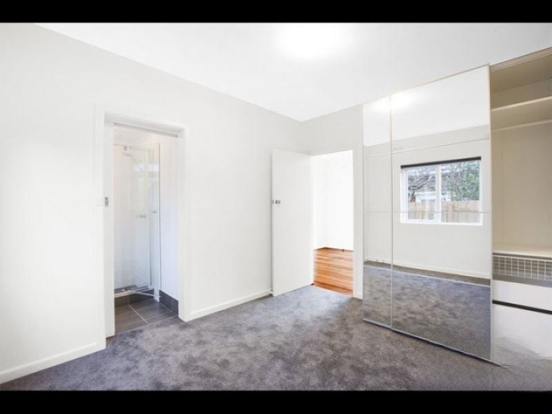 2/48 Magnolia Road, Gardenvale - Thumbnail 2