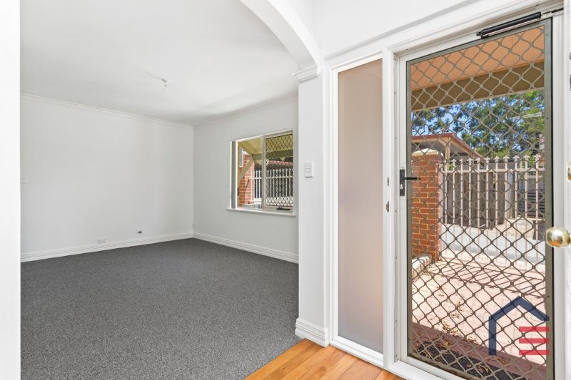 2/63 First Av, Mount Lawley