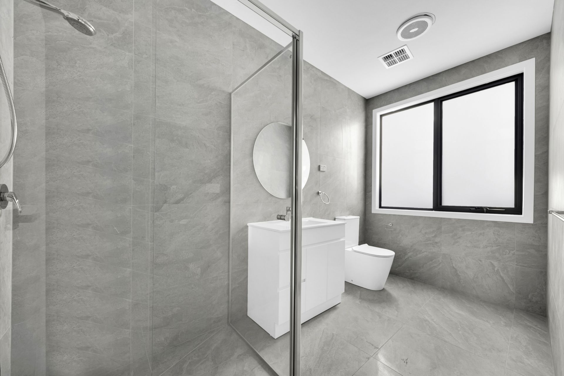 Freshly Built Comfort in Prime Lalor Location
