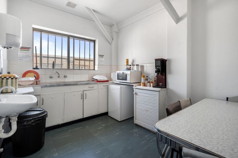 296 Station Street, Lalor