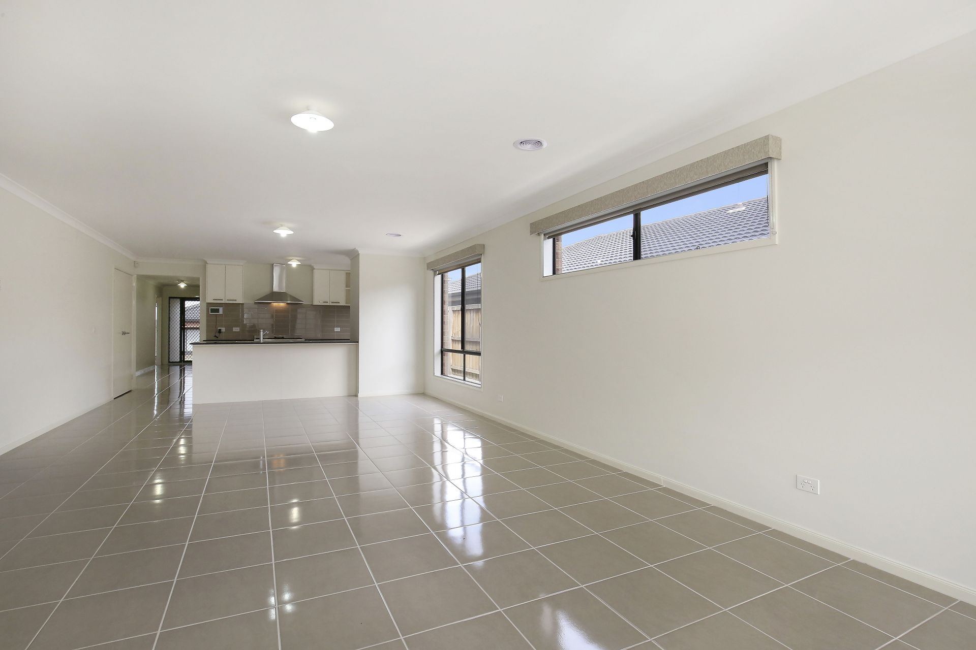 44 Strathalbyn Chase, Wollert, Wollert - Thumbnail 3