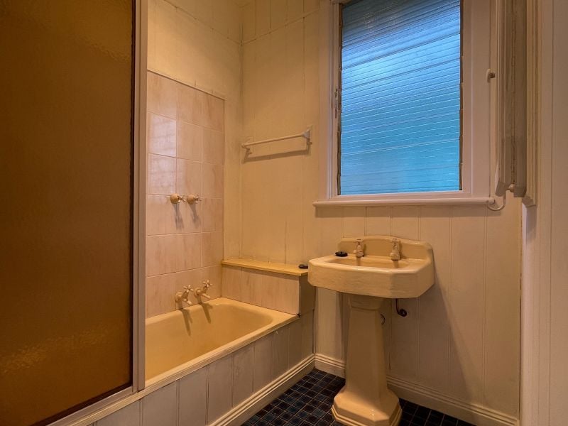 15 Newton Crescent, Lalor