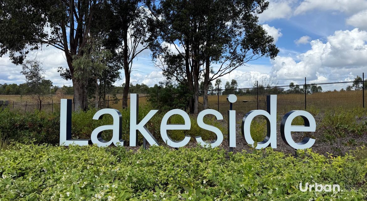 Gledswood Hills 24 Cohen Street