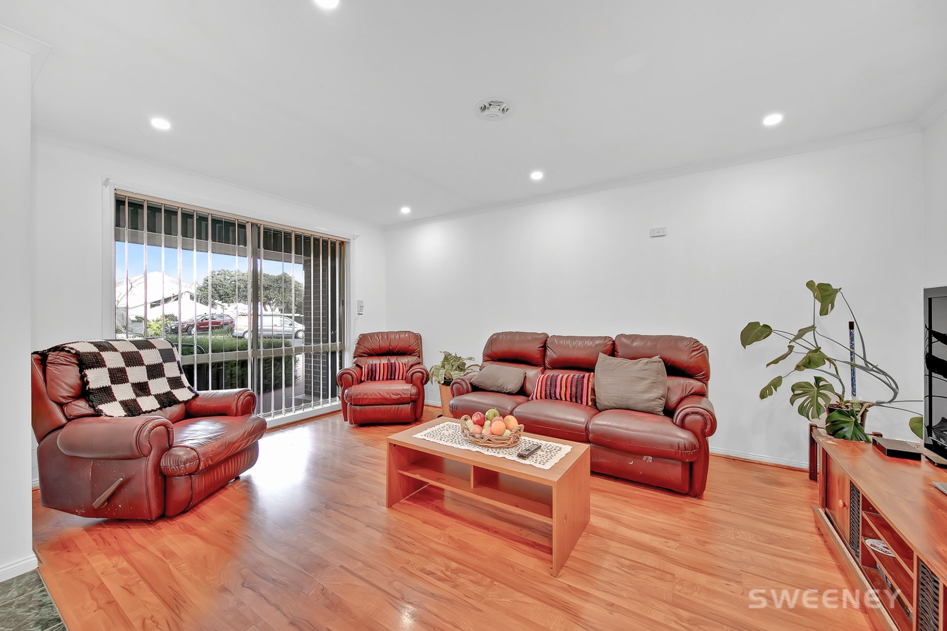 6 Groome Court, Altona Meadows - Thumbnail 5
