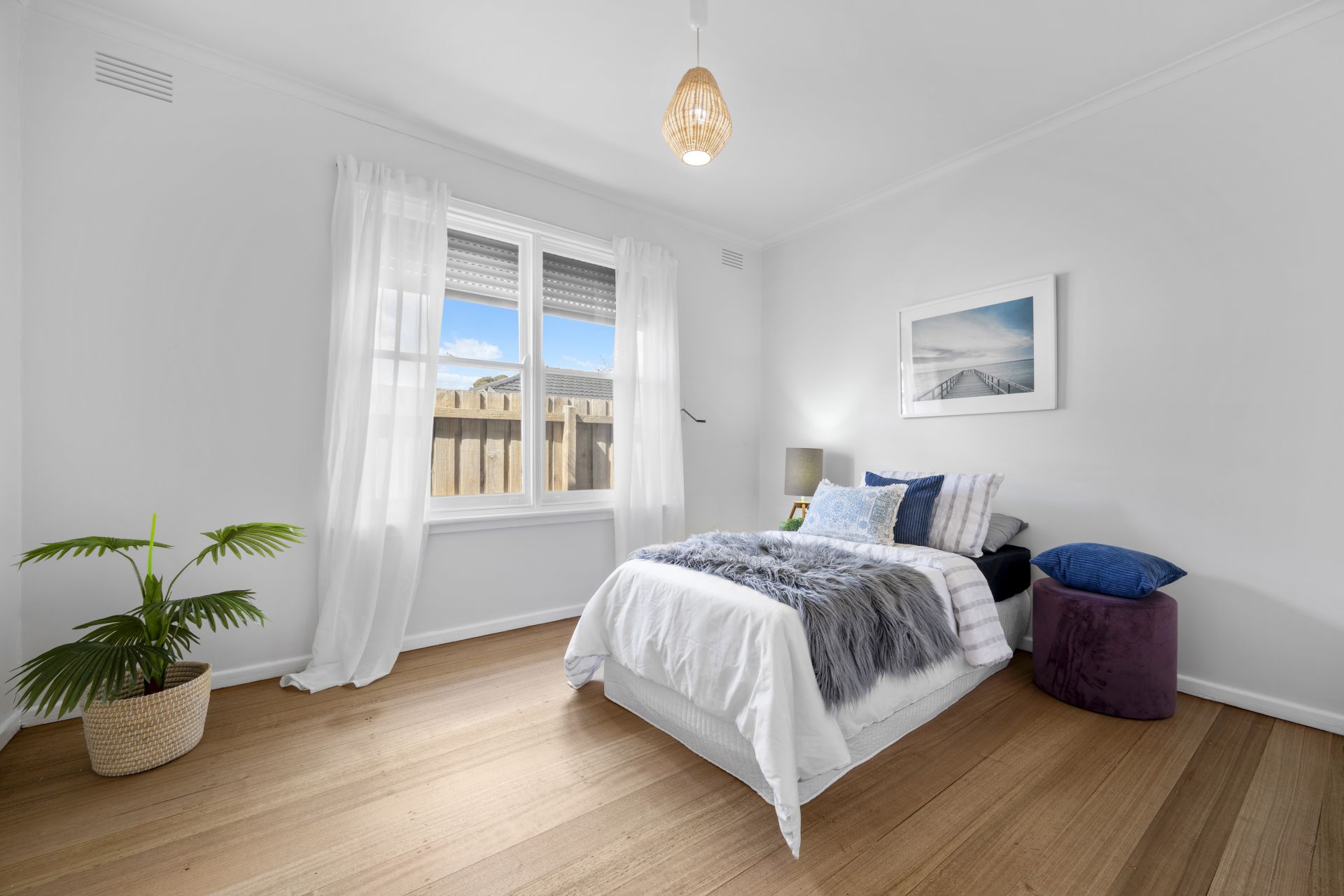 Elevated Charm In A Prime Lalor Location