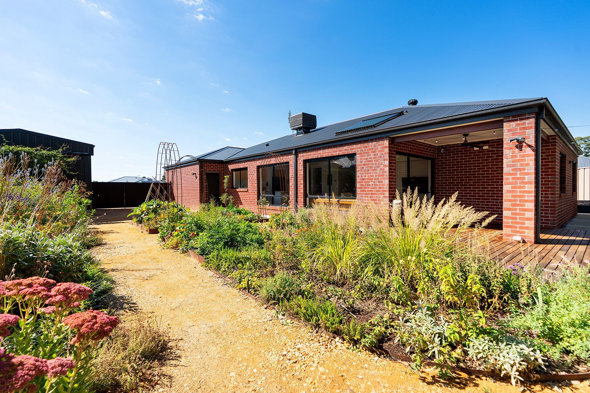 27 Woodman Drive, McKenzie Hill - Thumbnail 3