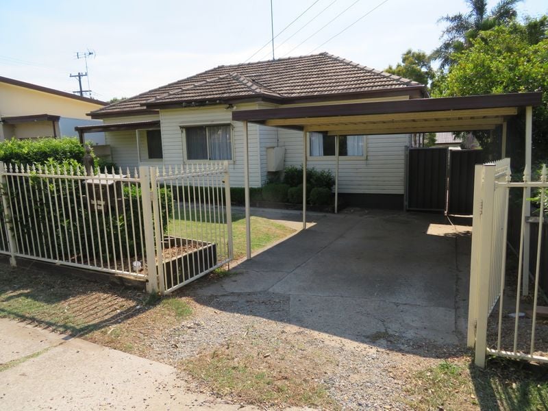 42 Charles Street, Blacktown