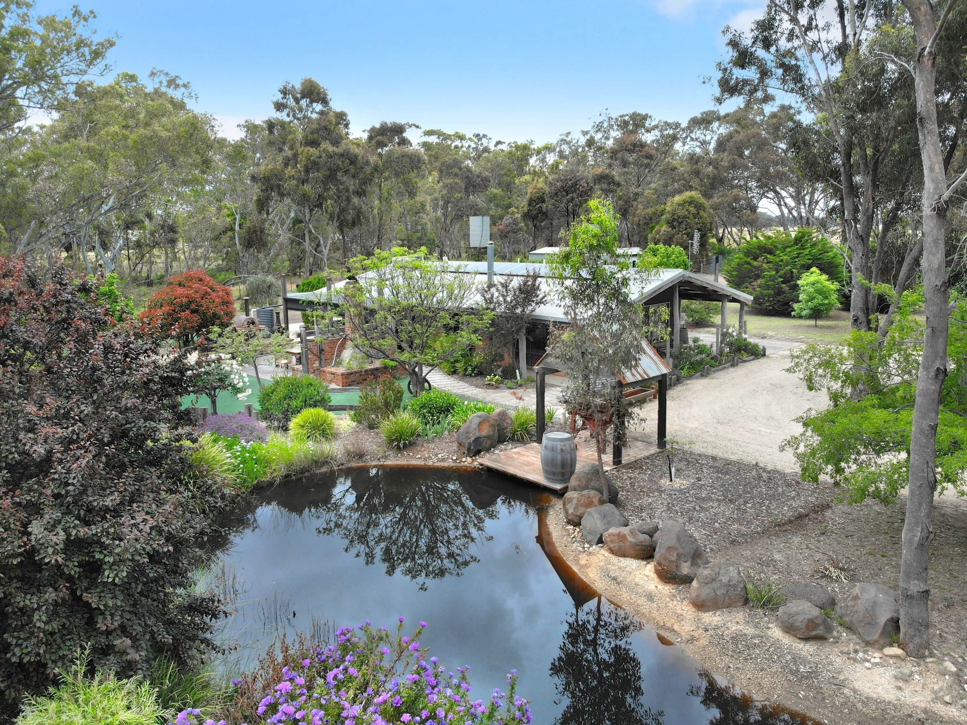 195 Wolfs Lane, Avoca - Thumbnail 2