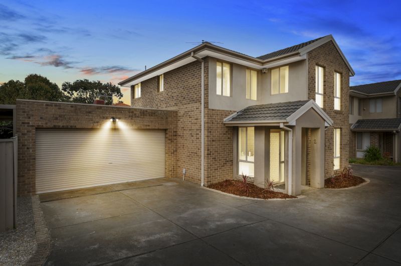 2/17 Simon Court, Epping