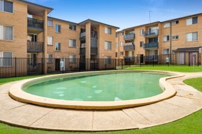 Bradbury 2/5-7 Hoddle Avenue