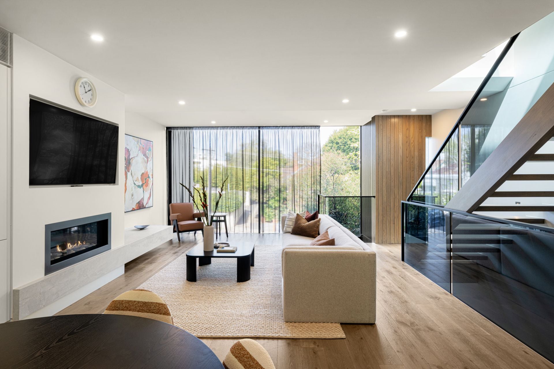 33 Lambert Road, Toorak, Toorak - Thumbnail 2