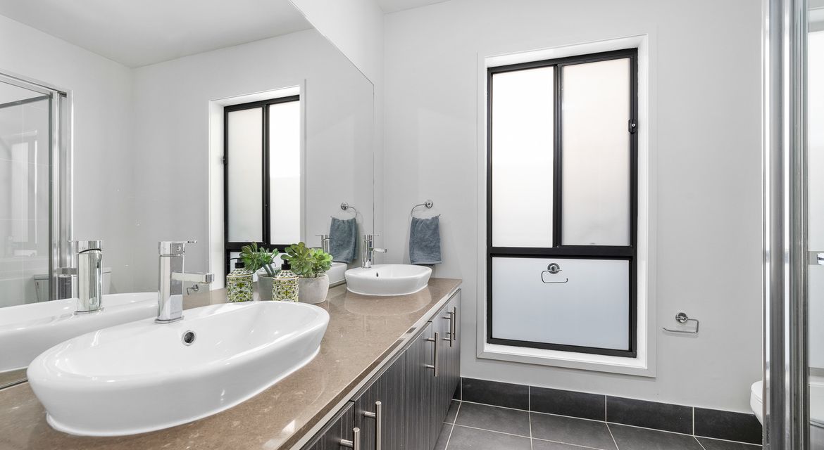 Denham Court 31 Sweetman Circuit