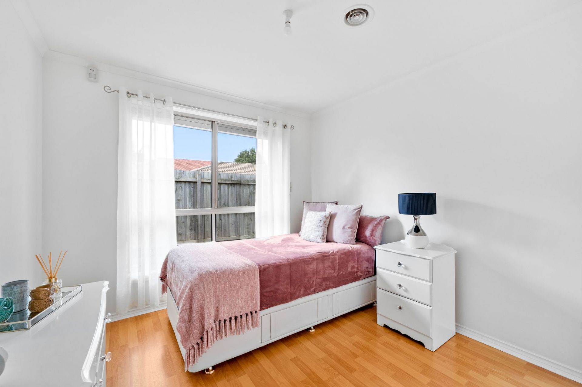 Freestanding, Low-Maintenance Living in a Prime Court Location