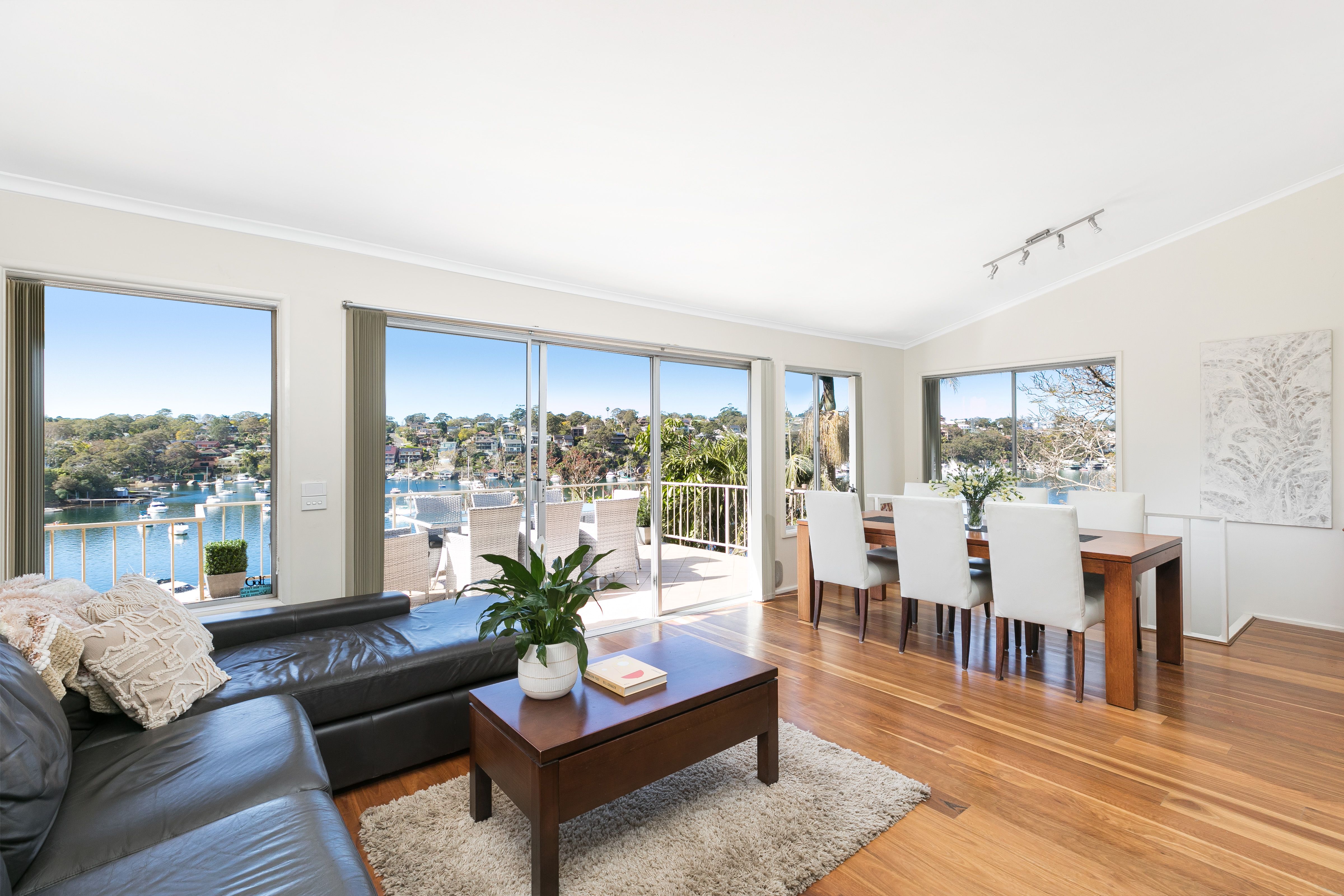 6 Sherwood Avenue YOWIE BAY 2228
