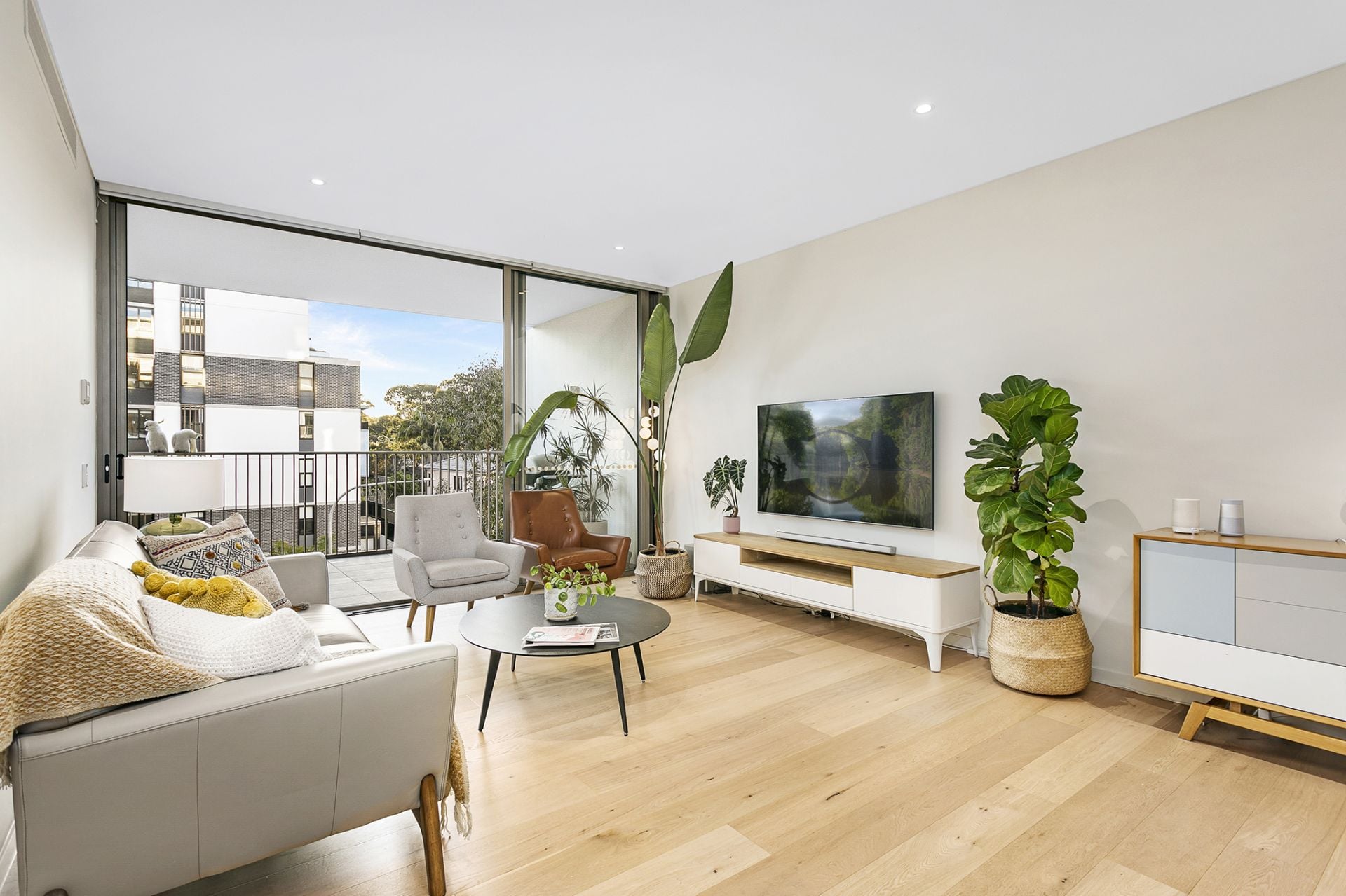 BA306/18 University Road Miranda NSW, Miranda - Thumbnail 2