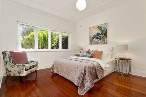 Charming Two-Bedroom Home in the Heart of Ivanhoe