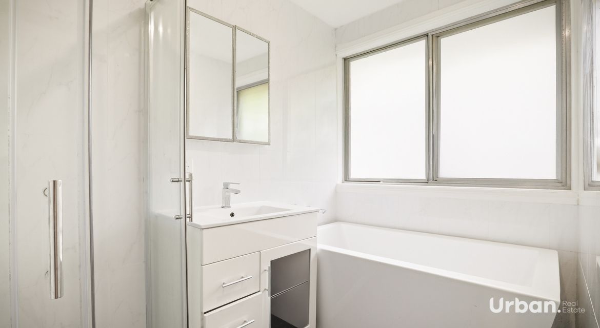 Riverstone 21 Agra Place