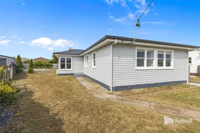 3
 
 
 
  
 
 
 1
 
 
 
  
 
 
 4
 
 
 
 
 
 
 
 3 Lindsay Place, Devonport TAS 7310, Devonport - Thumbnail 8