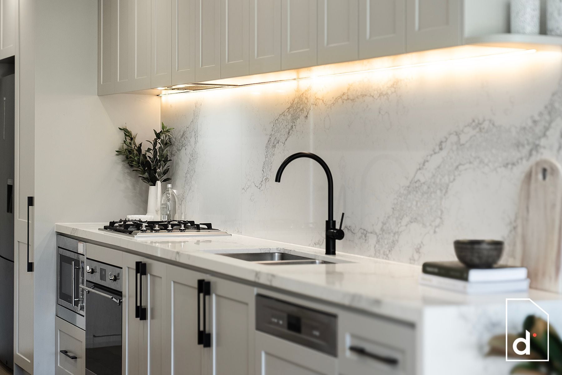 202/8 Railway Parade, Thirroul NSW