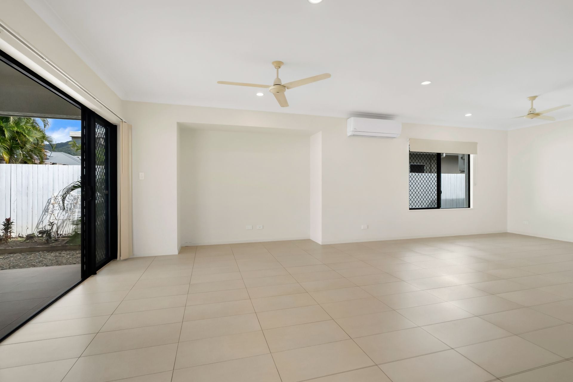 12 Sandridge Way, Smithfield QLD, Smithfield - Thumbnail 7