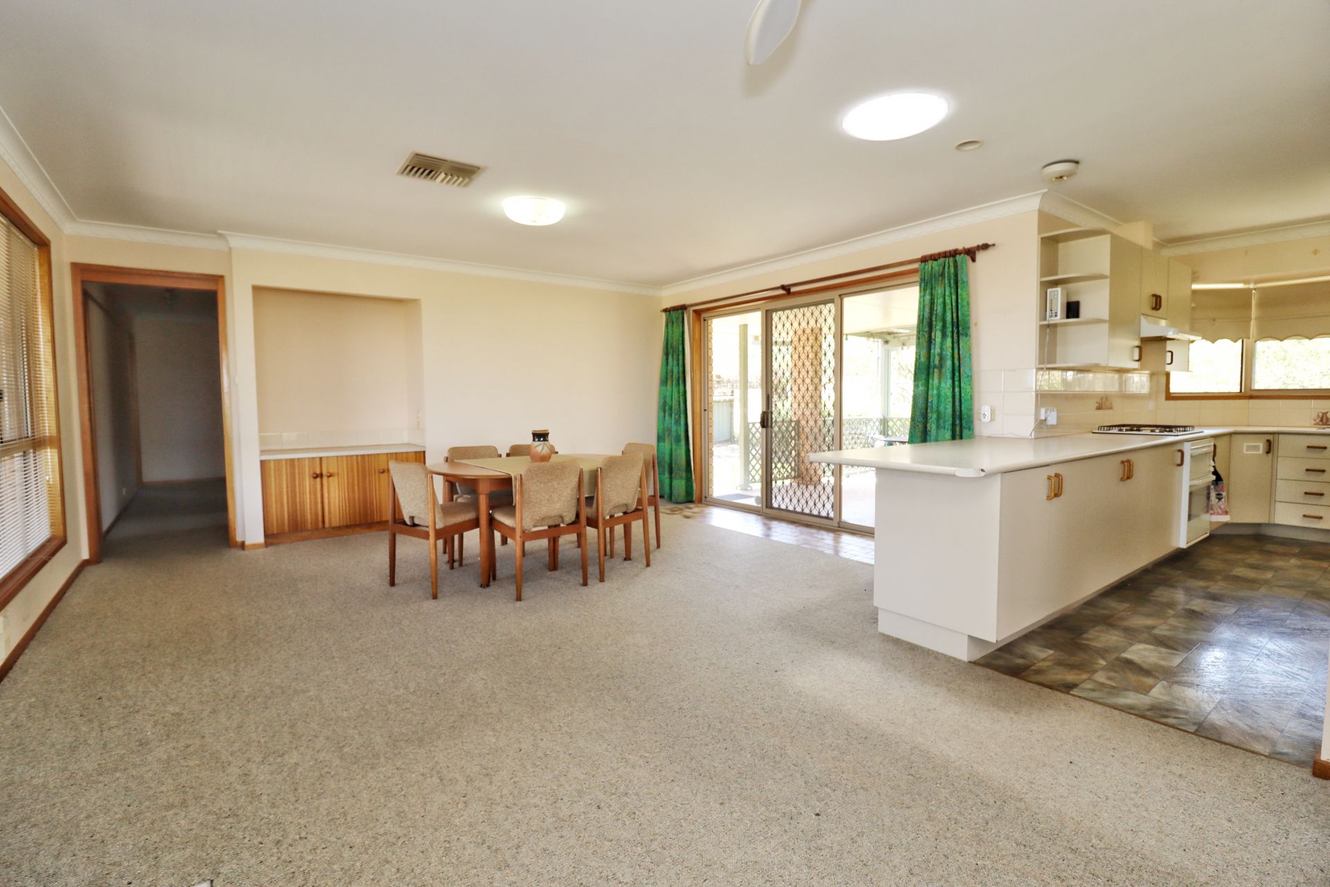 8 Grevillea Close, COWRA, Cowra - Thumbnail 4