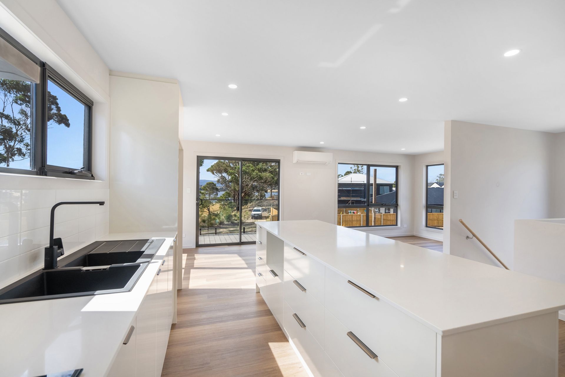2/120 Stony Pt Dr AUSTINS FERRY TAS, Austins Ferry - Thumbnail 4