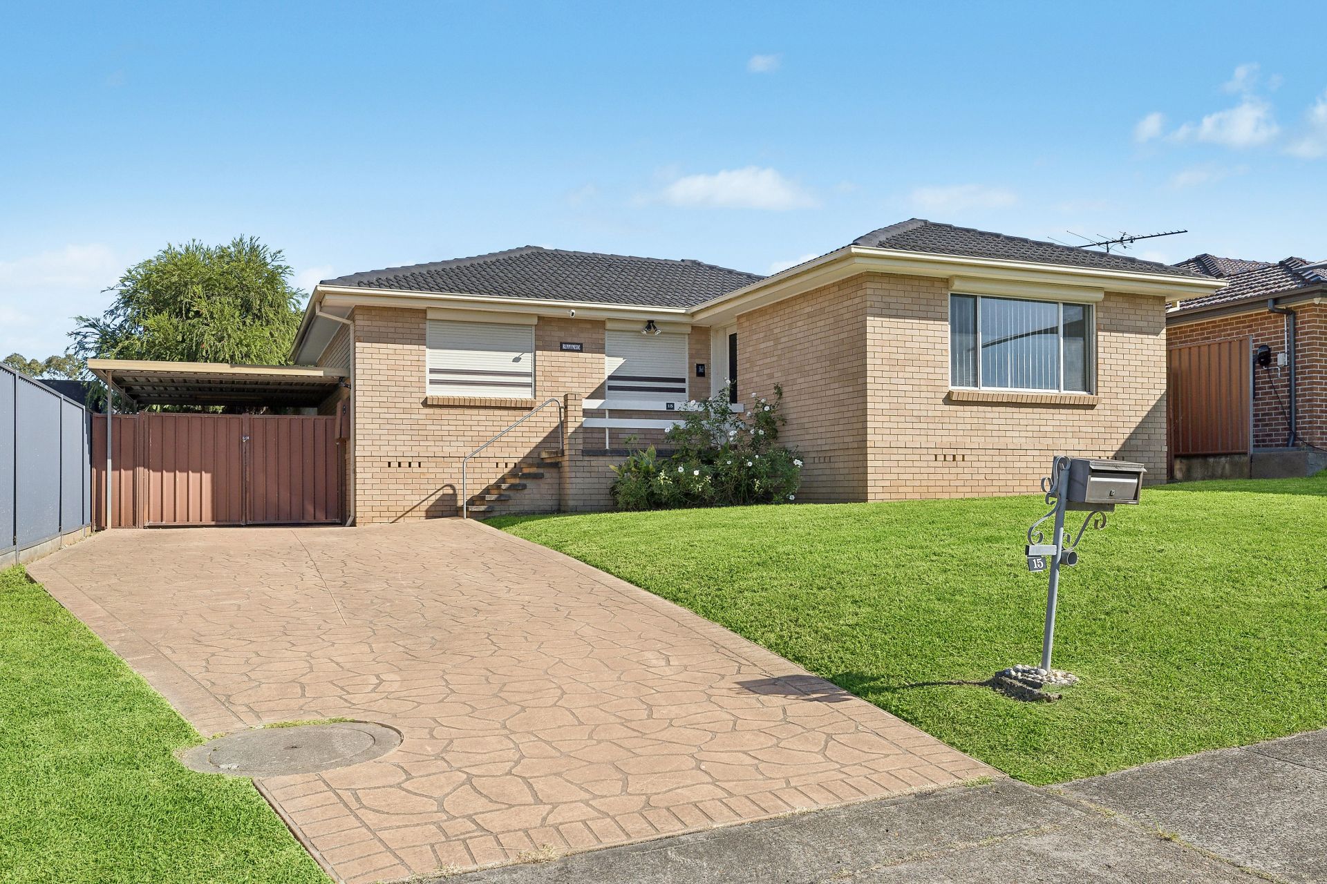 15 Dakota Drive, Bossley Park, Bossley Park - Thumbnail 3