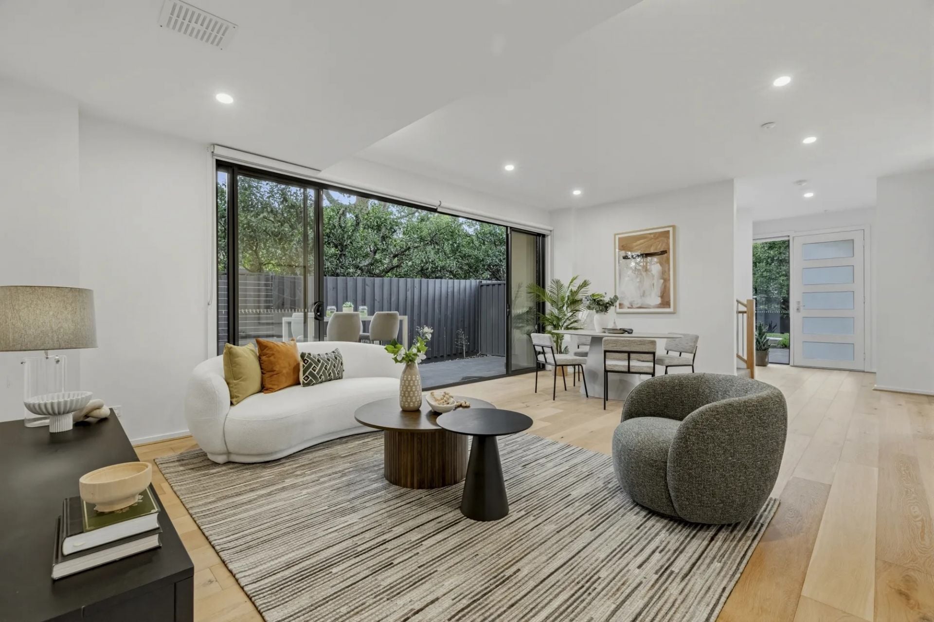 1/15 Kireep Road Balwyn, Balwyn - Thumbnail 2