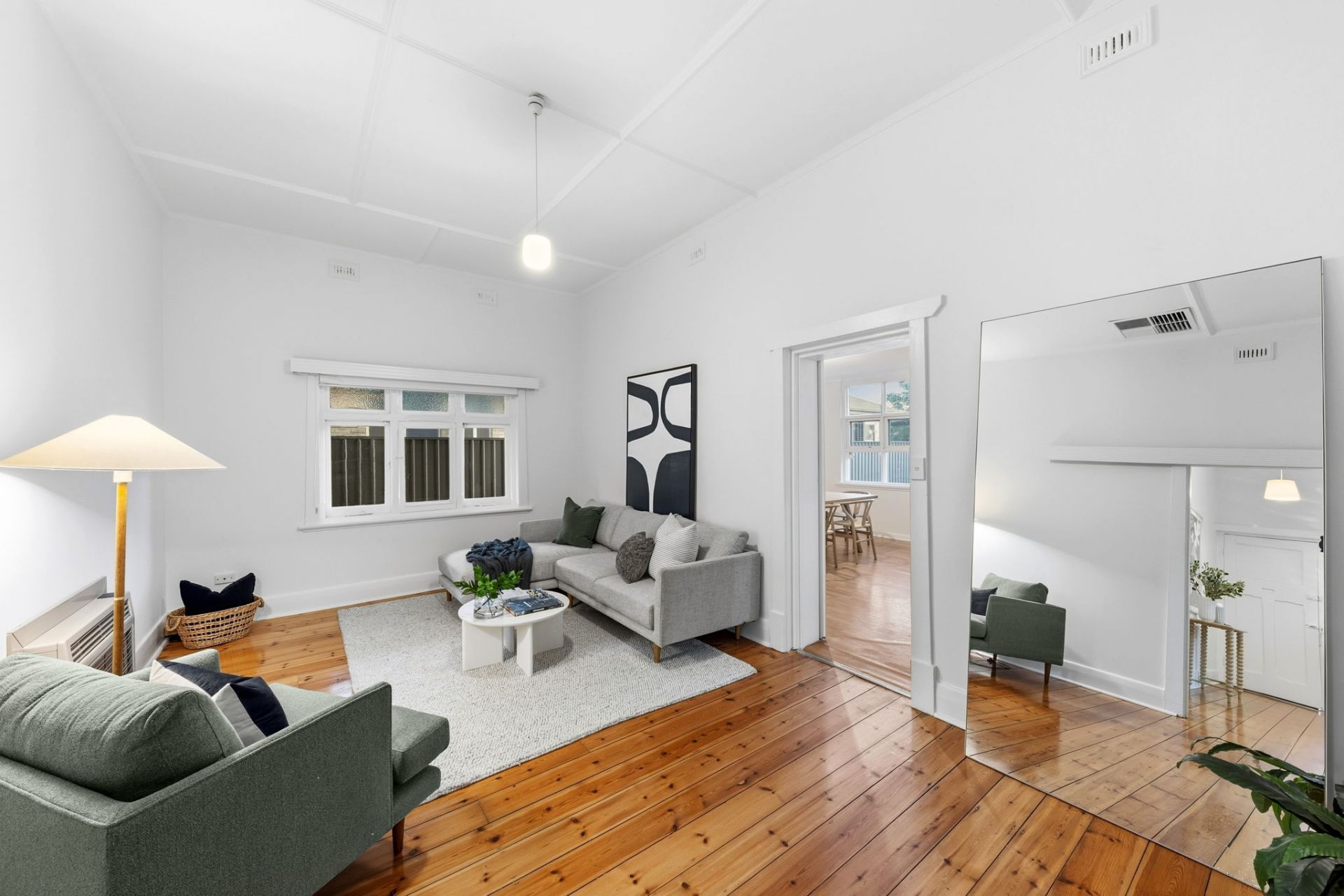 33 Kingsley Avenue, West Croydon, West Croydon - Thumbnail 4