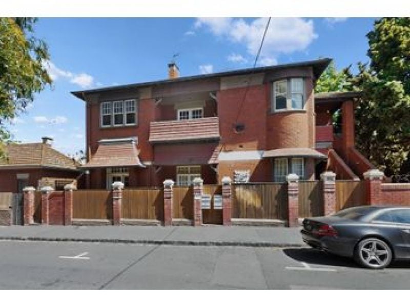 6/24 Belford Street, St Kilda - Thumbnail 2