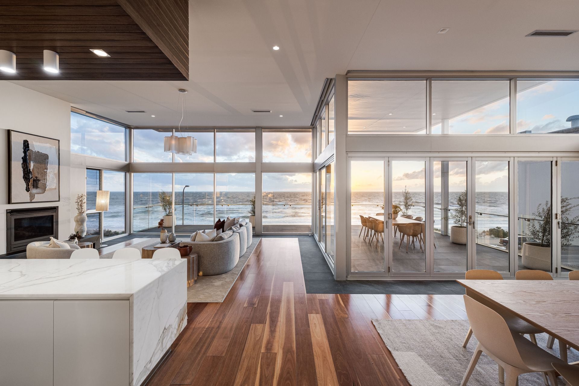 143 Esplanade Henley Beach South SA, Henley Beach South - Thumbnail 2
