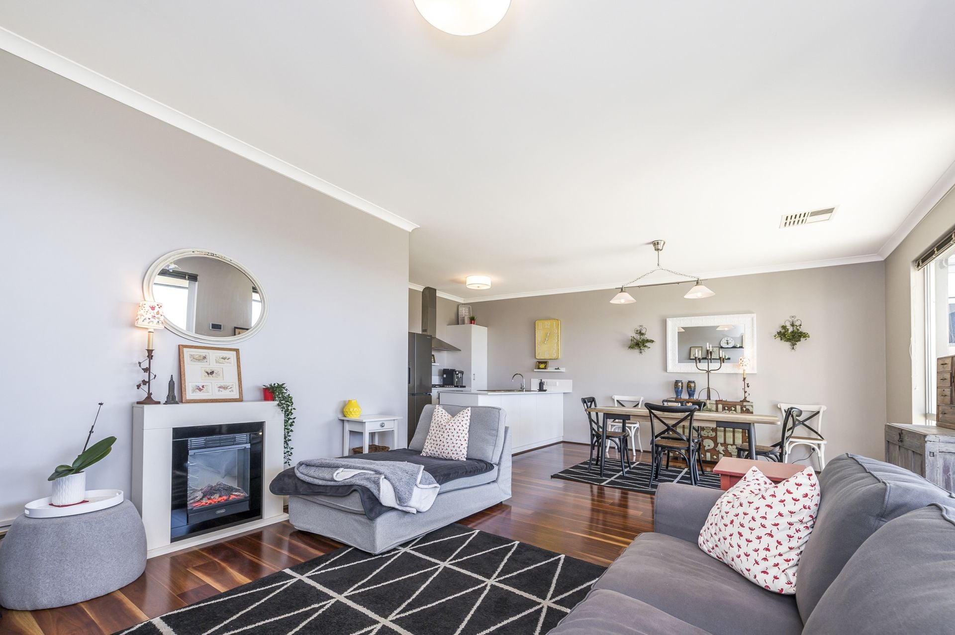4/2 Woodstock Green Ellenbrook WA, Ellenbrook - Thumbnail 5