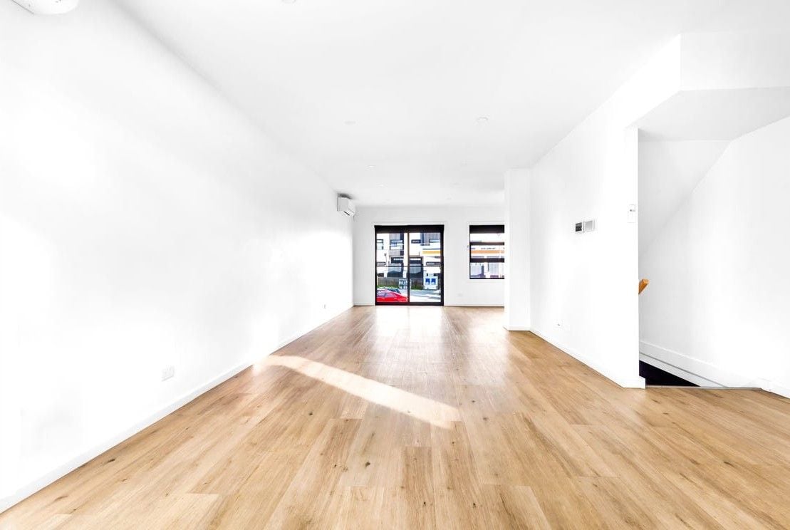 Spacious & Versatile Three-Bedroom Home – Utilities Included