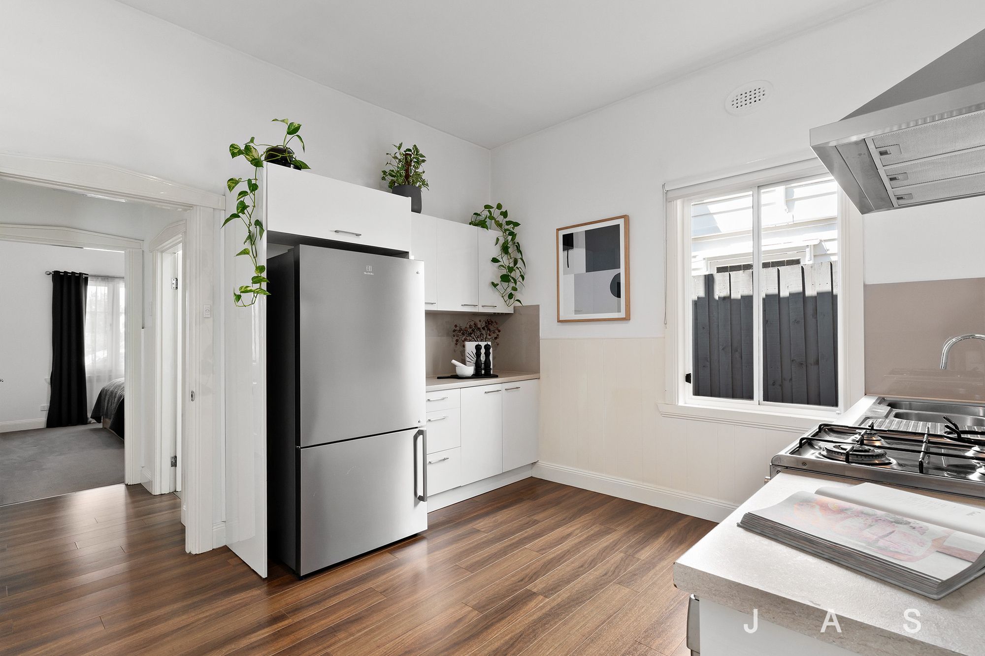 8 Deakin Street, Yarraville, Yarraville - Thumbnail 4