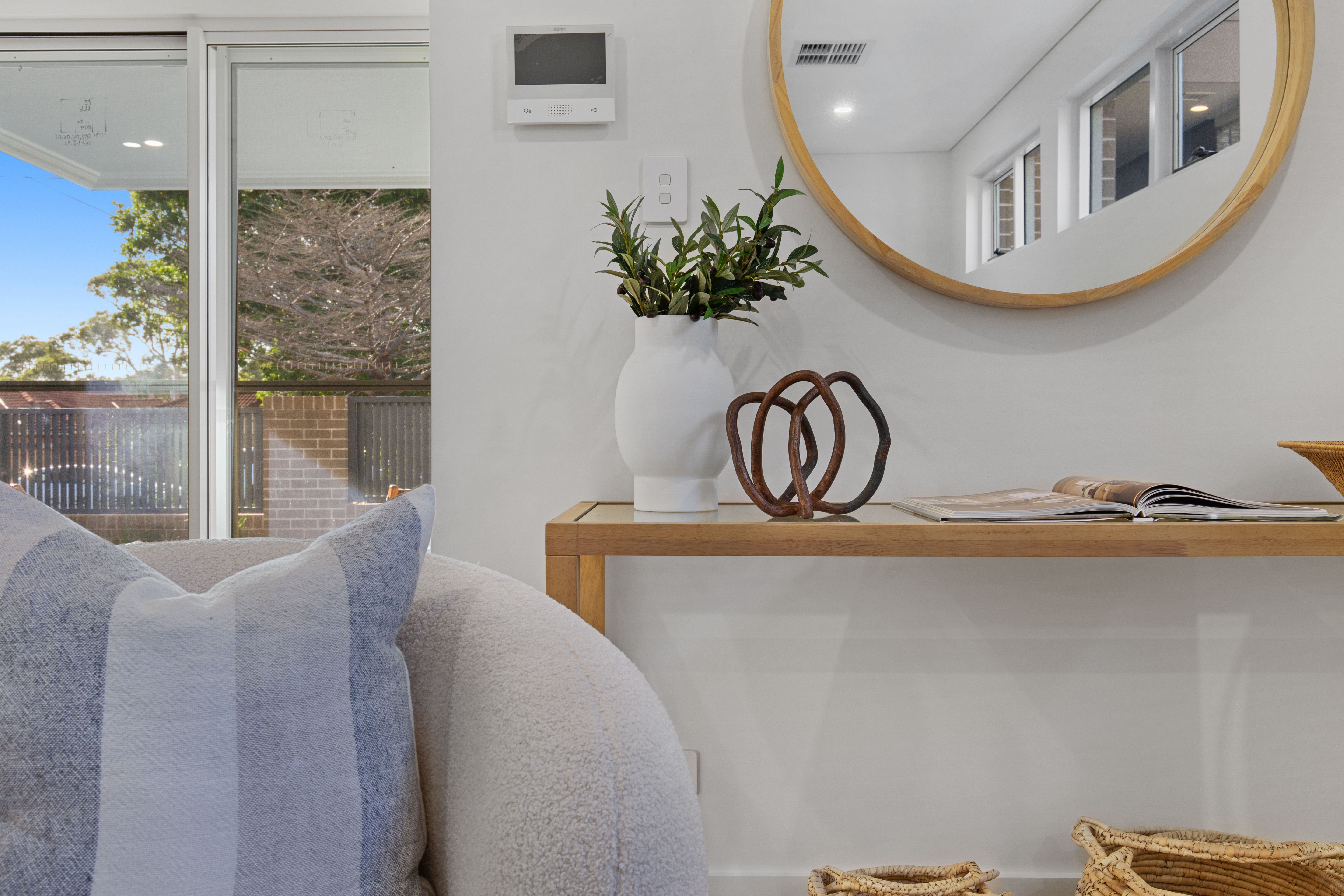 1/99 Yathong Road CARINGBAH 2229