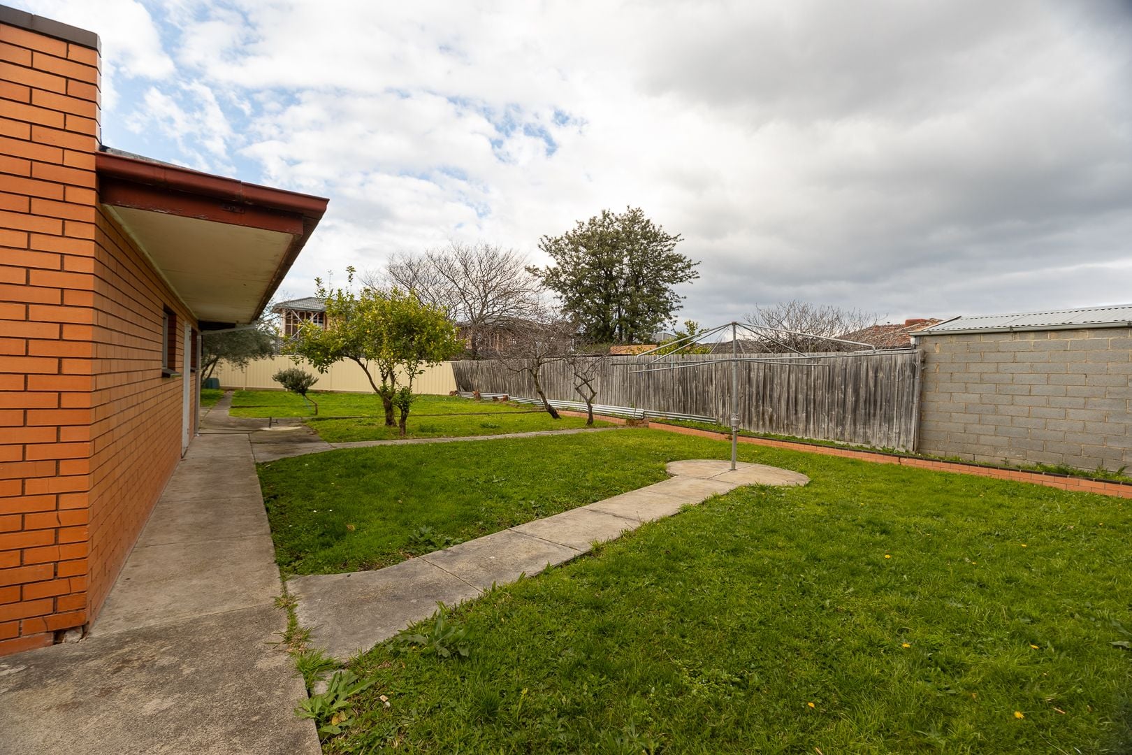 COMFORT & SPACE 3 BEDROOM FAMILY HOME