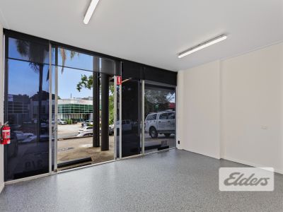 OFFICE/SHOWROOM IN THE HEART OF MILTON