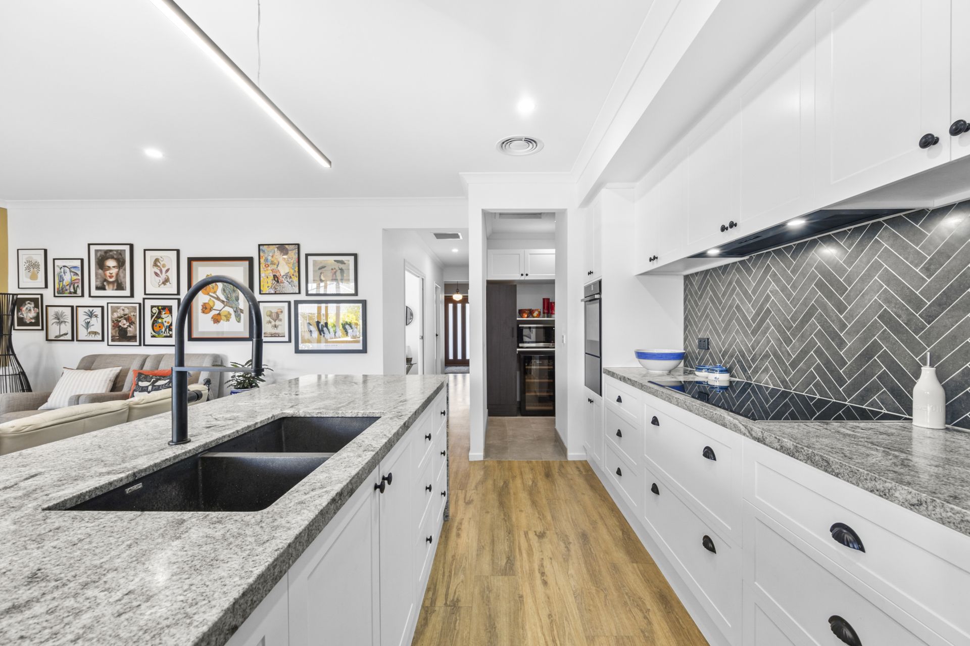 48 Telluride Drive, Winter Valley, Winter Valley - Thumbnail 5