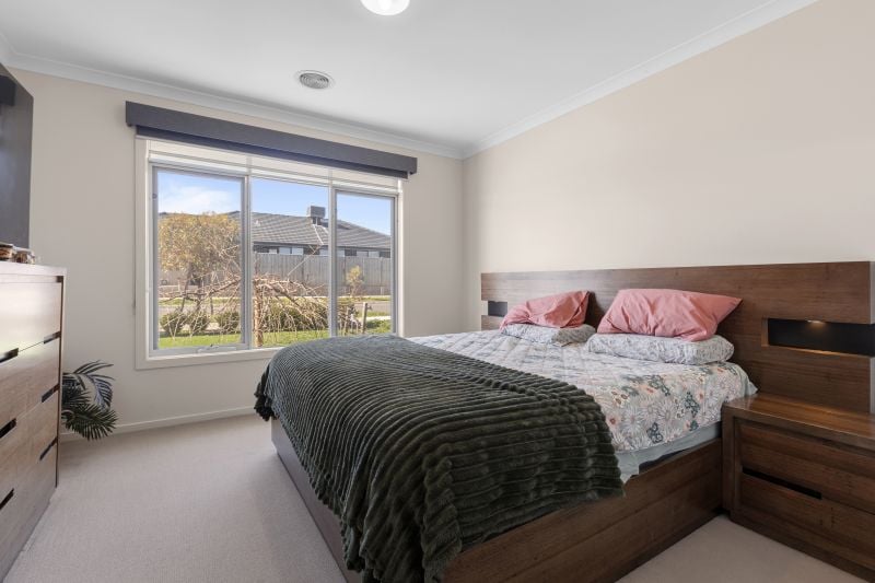 17 Devizes Drive, Wollert