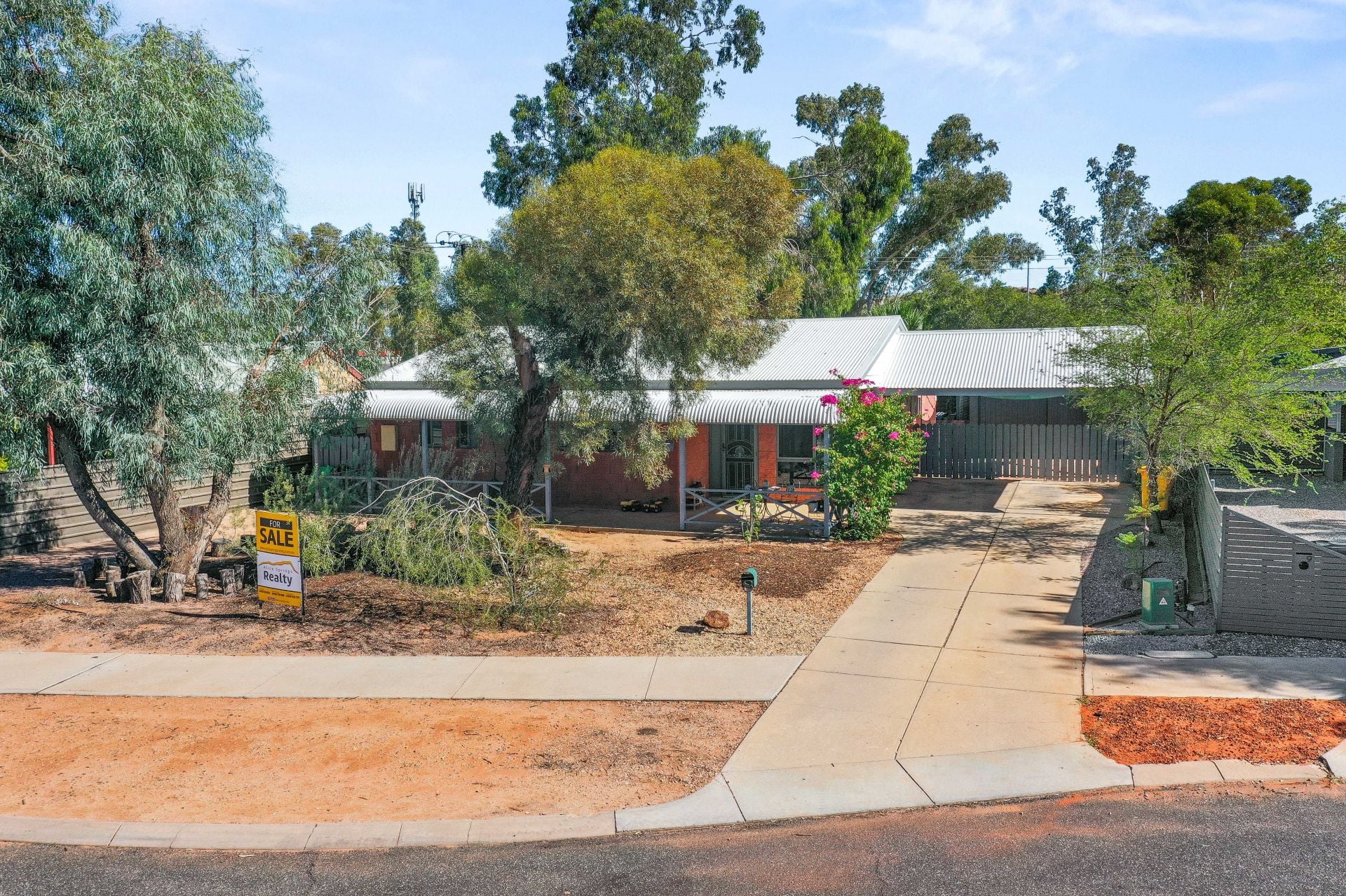 8 Bowman Close Araluen NT, Araluen - Thumbnail 2