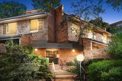 Kirribilli 2/60 Carabella Street