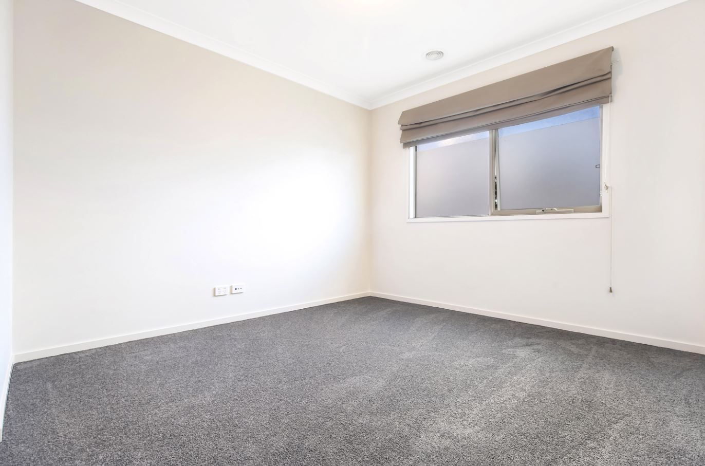 SPACIOUS FAMILY HOME!!