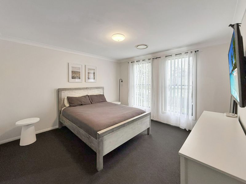 Spacious & Low-Maintenance Living in Peaceful The Oaks