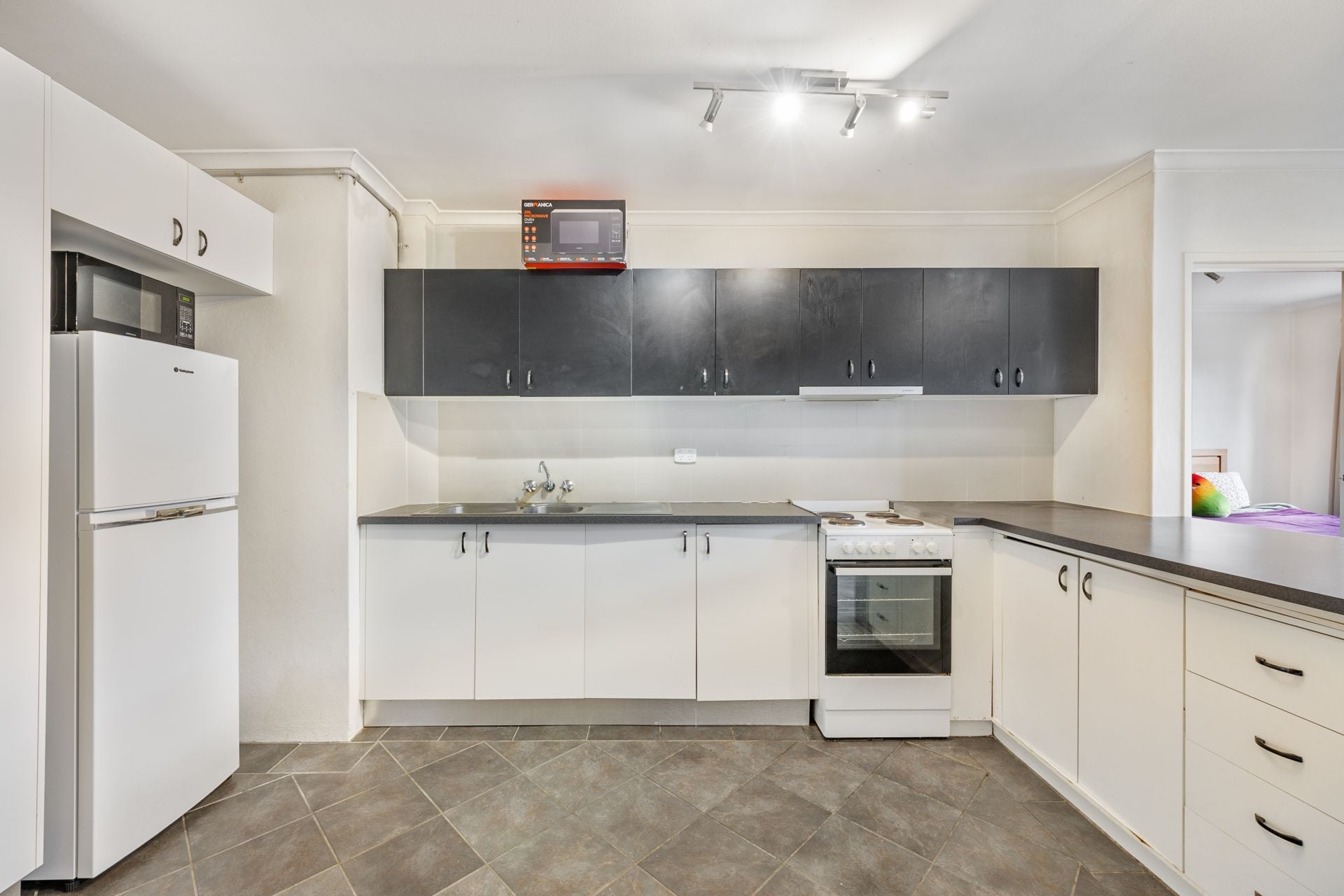 3/6 King Street, Queanbeyan, Queanbeyan - Thumbnail 2